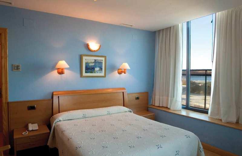 Hotel Soraya Suances Buitenkant foto
