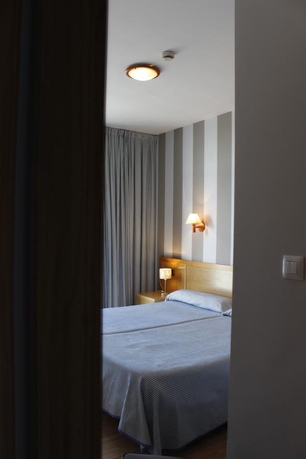 Hotel Soraya Suances Buitenkant foto